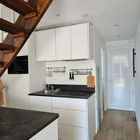 Le Fronton Apartment